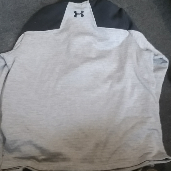 Under armor pull over - Picture 2 of 3